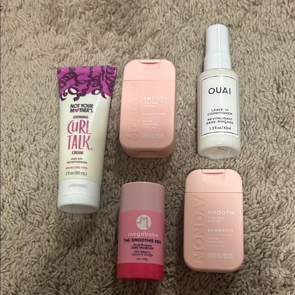 Pink and White Hair Care Set